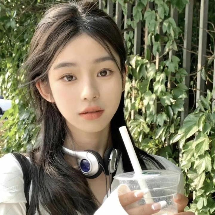 我是蓝好奇 封面